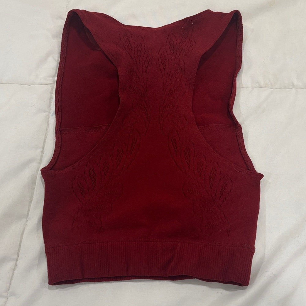 Chic Burgundy Women's Sports Bra